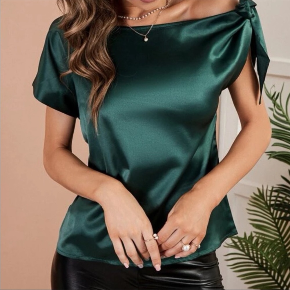 Emerald Green Neck Bow Tie Off the Shoulder Short Sleeve Silk Satin Top - Picture 4 of 8